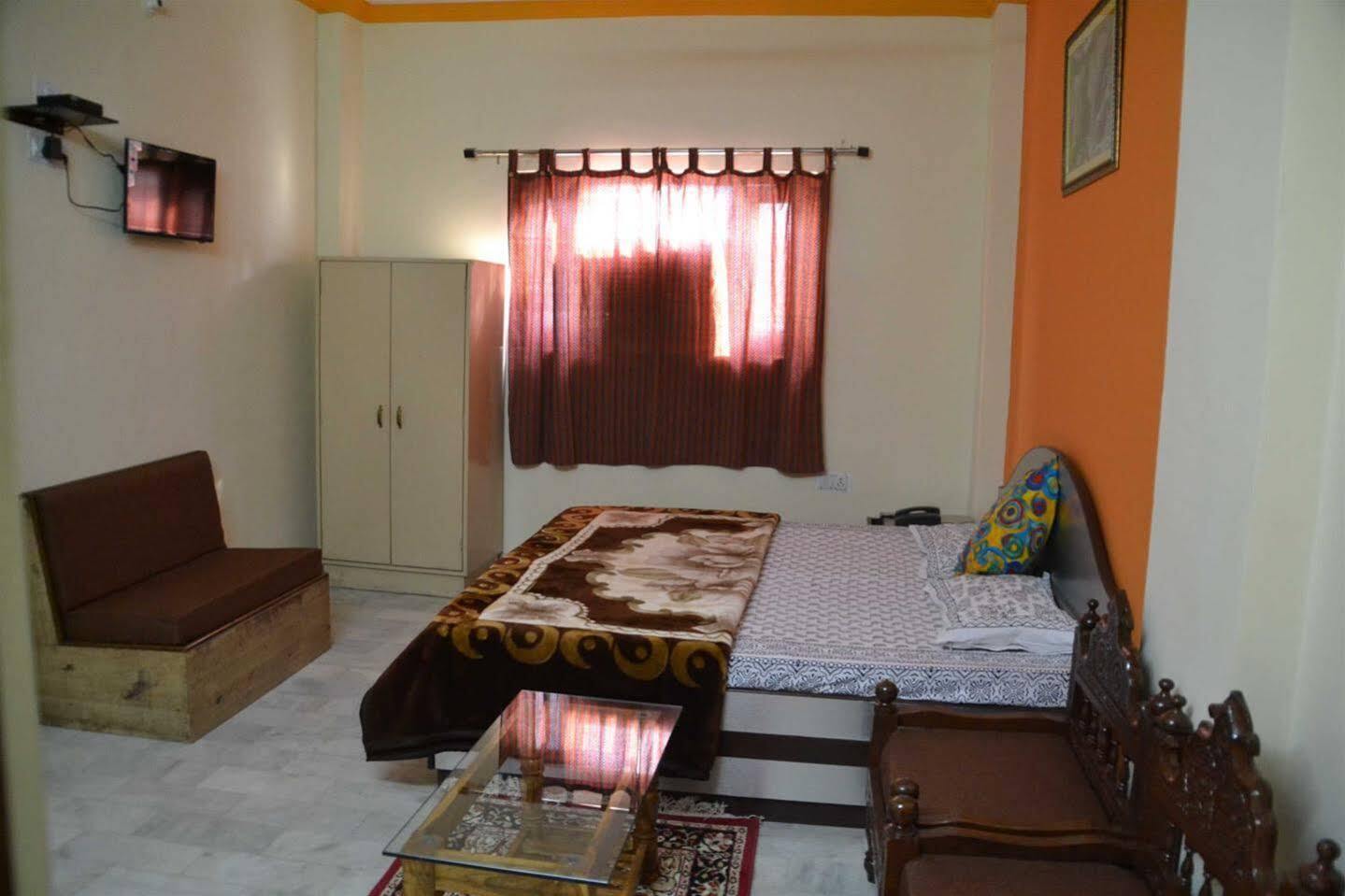 Backpacker Stephels Hostel Dźajpur Zewnętrze zdjęcie
